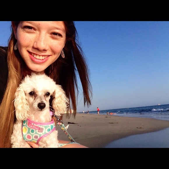 Meet your Posher, Aleksya - Picture 2 of 2